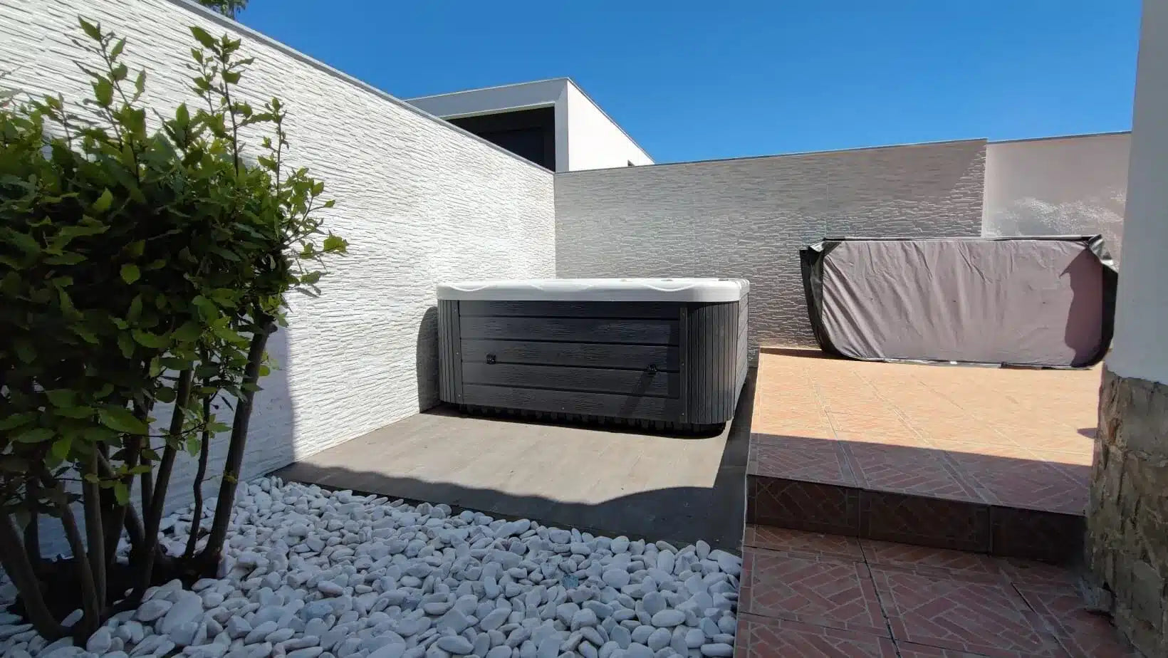 Jacuzzi Exterior Residencial